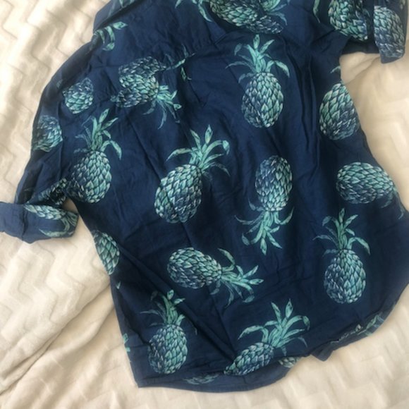 Sonoma Hawaiian Button Up - Picture 2 of 5